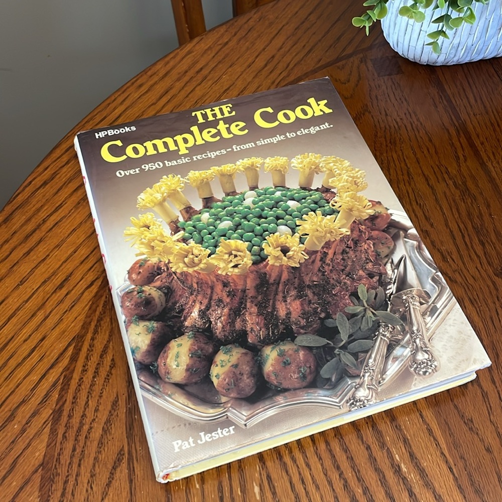 Vintage 1984 Cookbook Pat Jester The Complete Cook Hardcover 950 Classic Recipes